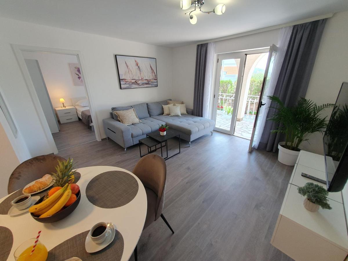 Apartment Zvjezdana Trogir Eksteriør billede