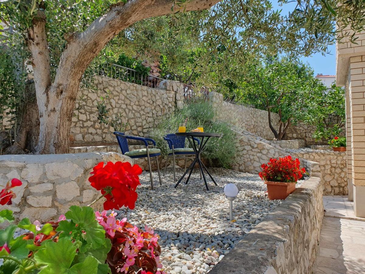 Apartment Zvjezdana Trogir Eksteriør billede