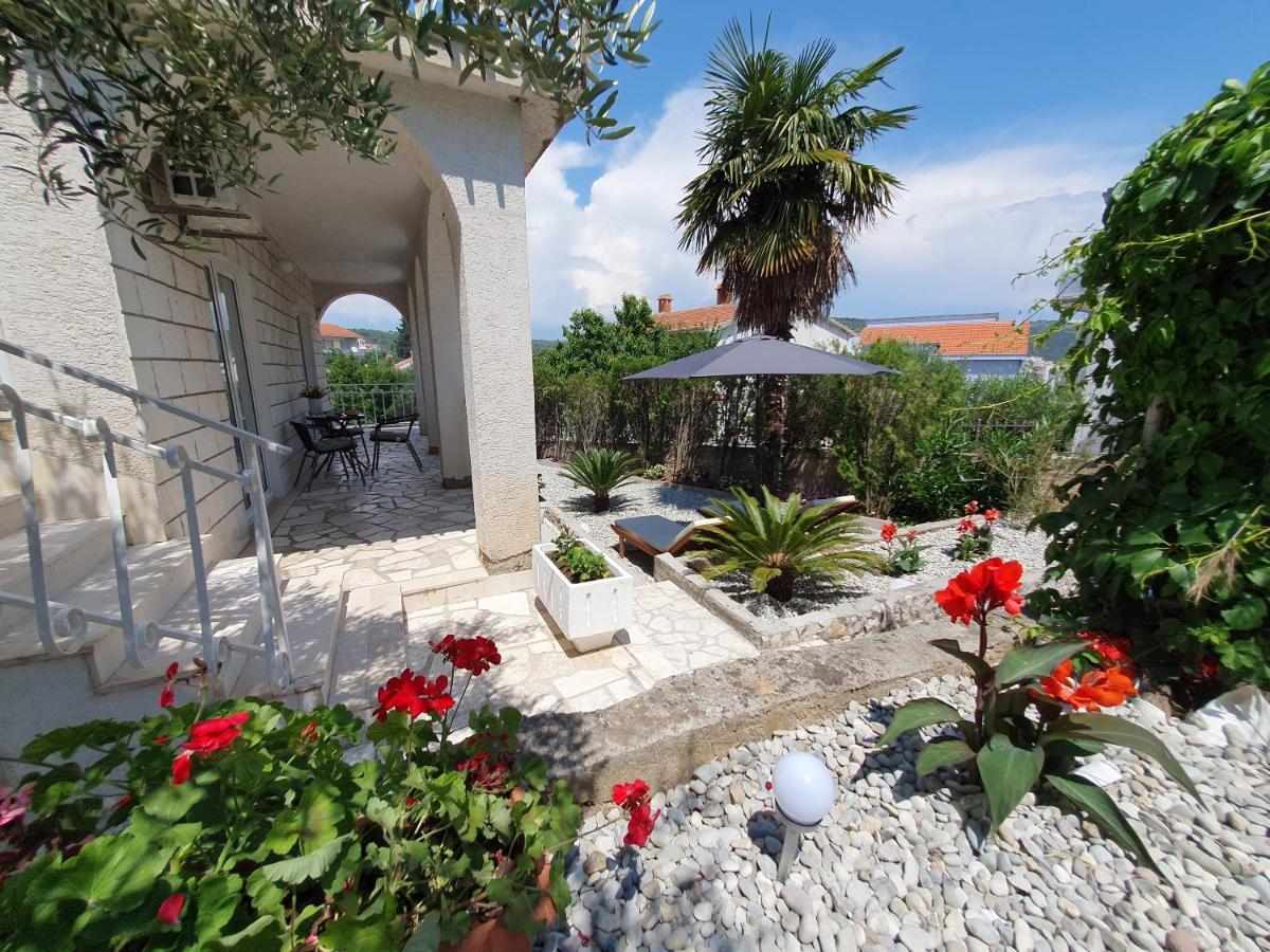 Apartment Zvjezdana Trogir Eksteriør billede