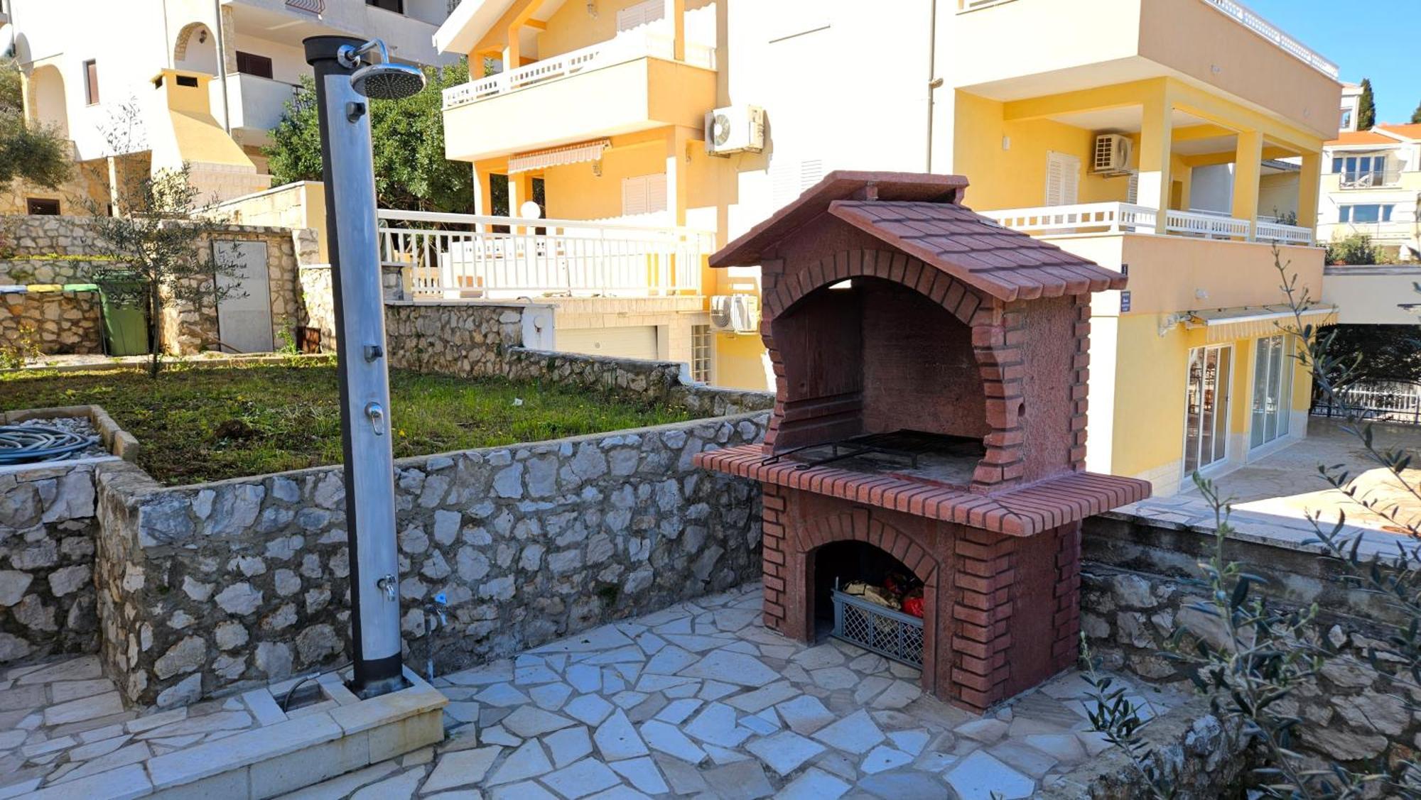 Apartment Zvjezdana Trogir Eksteriør billede